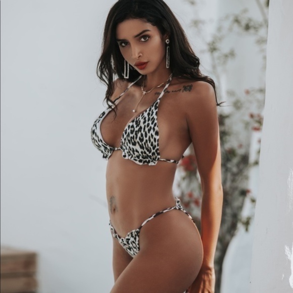 NEW!! 👙 Cheetah Print Two Piece Bikini Set